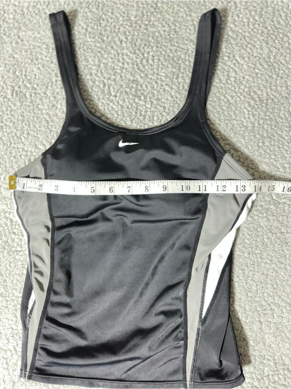 Nike Swim Black Colorblock Tankini Top Women’s Size 10 Built-In Shelf Bra Swim